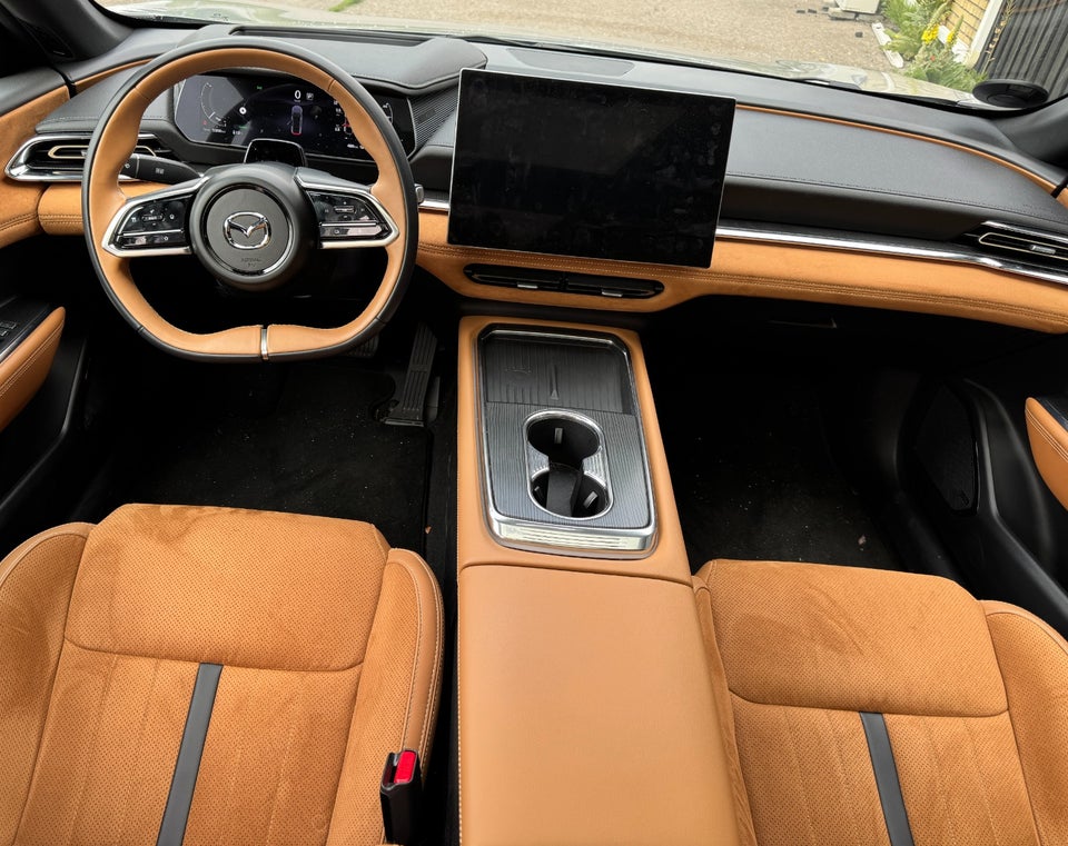 Mazda 6e Takumi+ Long Range 5d