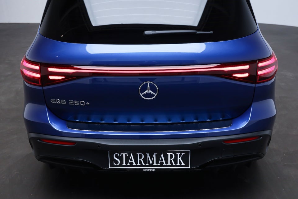 Mercedes EQB250+ AMG Premium 5d