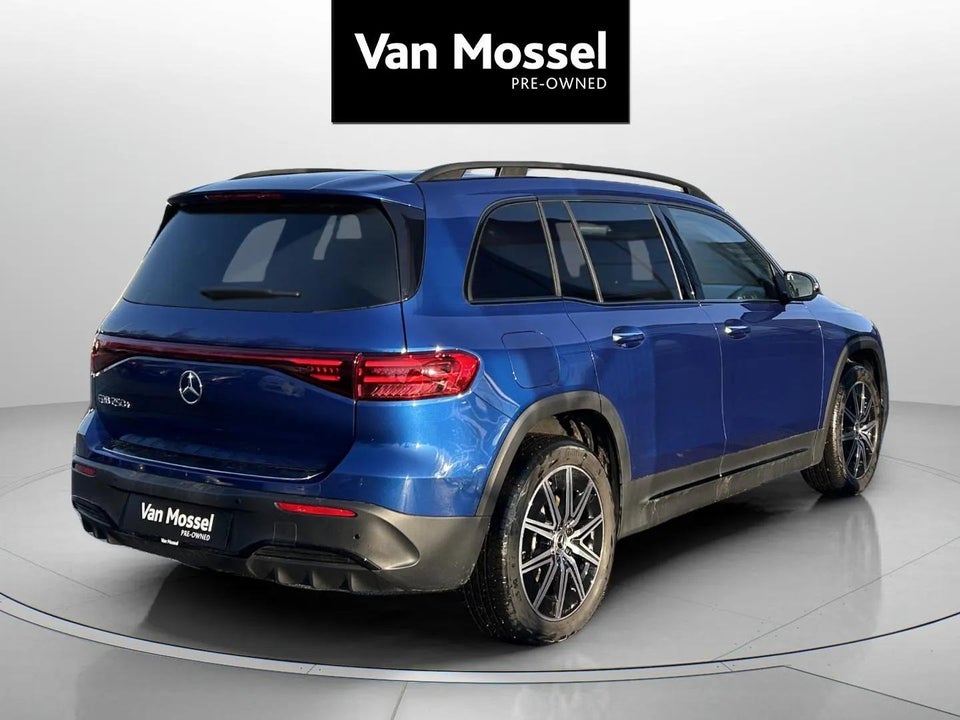 Mercedes EQB250+ AMG Premium 7prs 5d