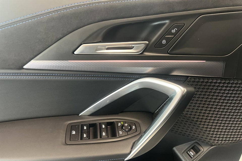 BMW iX2 eDrive20 M-Sport 5d