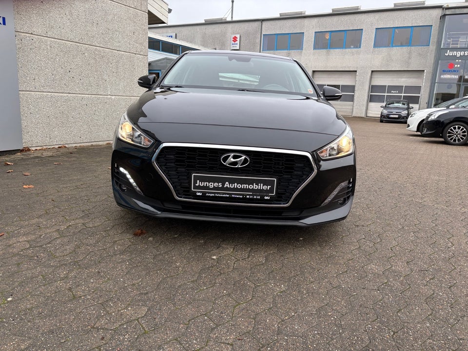 Hyundai i30 1,0 T-GDi Life 5d