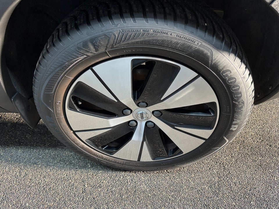 Volvo XC40 1,5 T4 ReCharge Inscription X aut. 5d