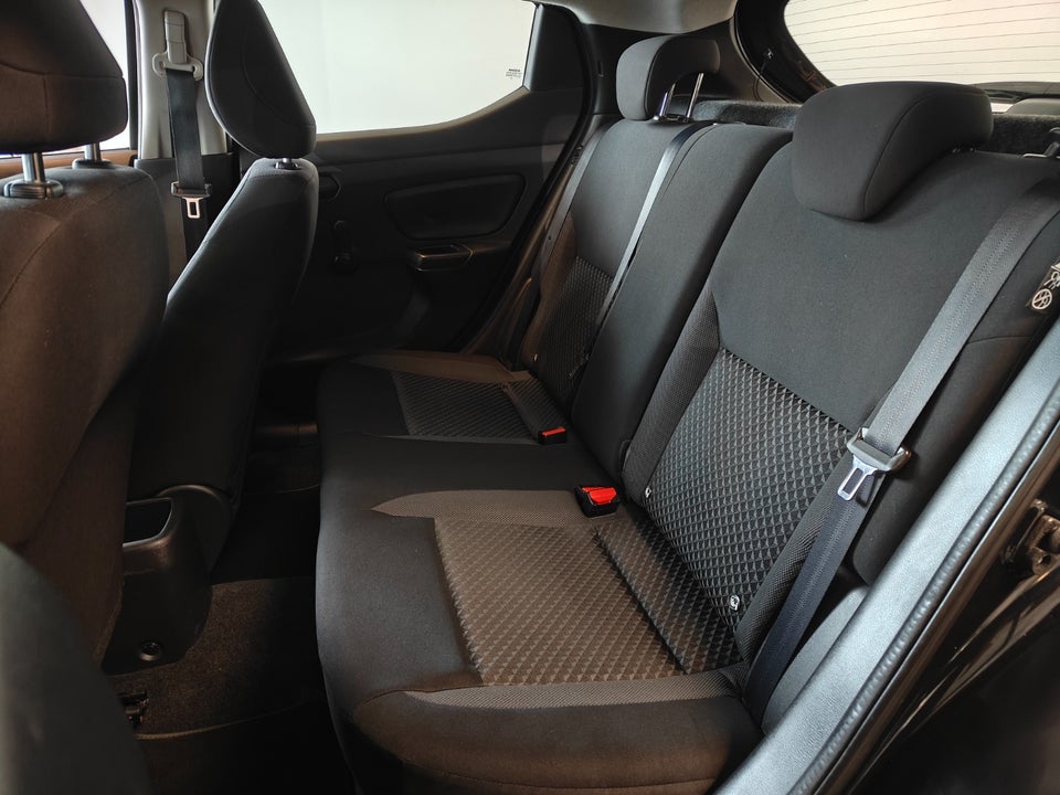 Nissan Micra 0,9 IG-T 90 Visia 5d