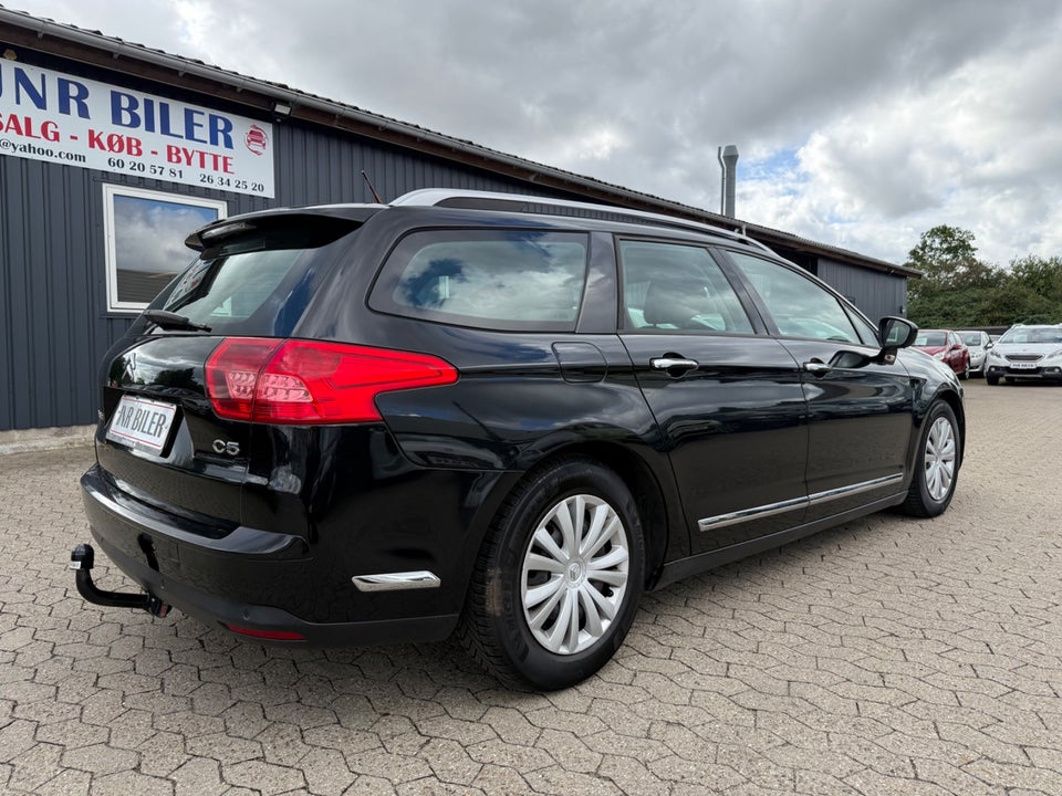 Citroën C5 2,0 HDi 140 Comfort Tourer 5d