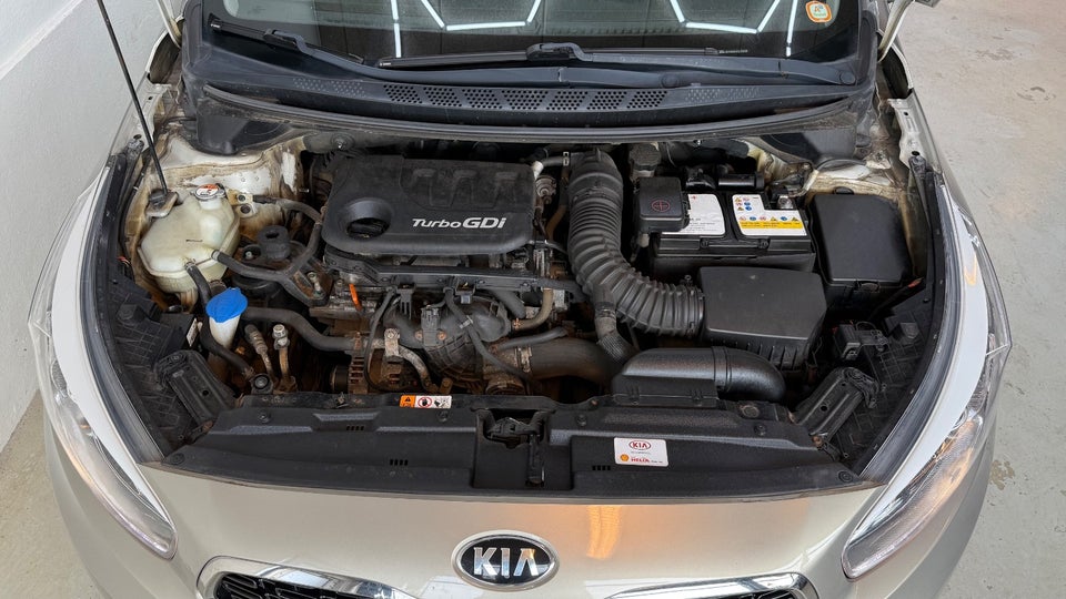Kia Ceed 1,0 T-GDi Premium 5d
