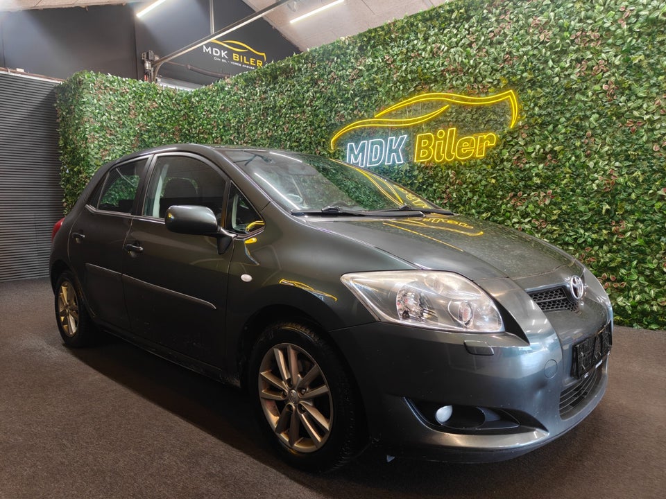 Toyota Auris 1,6 Luna 5d