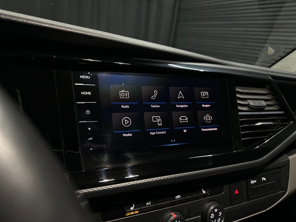 VW Transporter 2,0 TDi 150 Kassevogn DSG lang