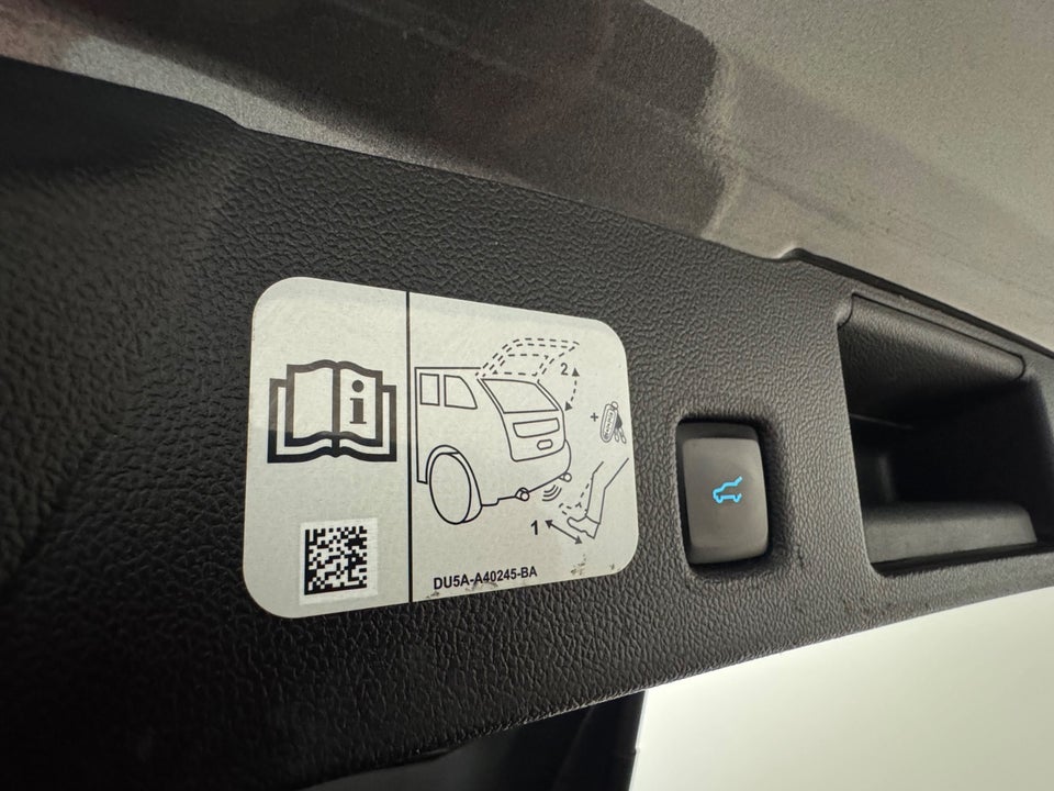 Ford Kuga 2,5 PHEV ST-Line X CVT 5d