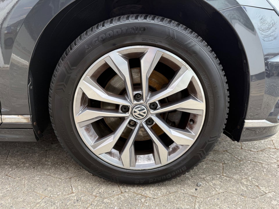 VW Passat 1,4 TSi 150 R-line Variant DSG BMT 5d