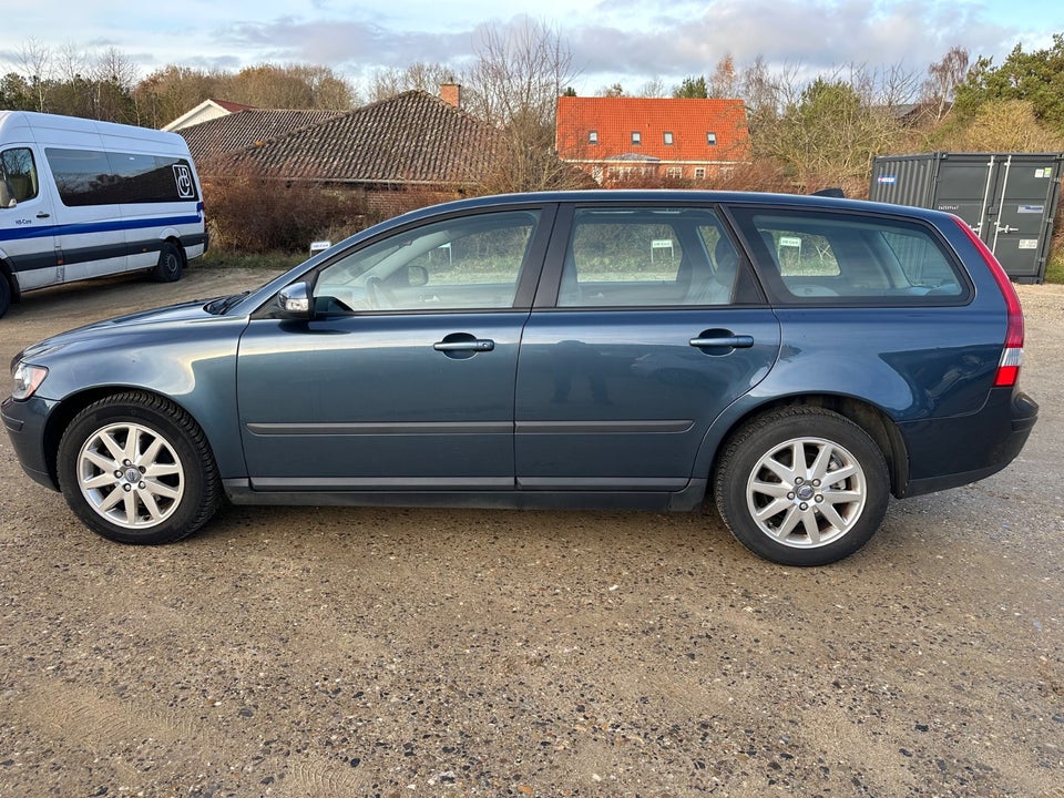 Volvo V50 1,8 Kinetic 5d