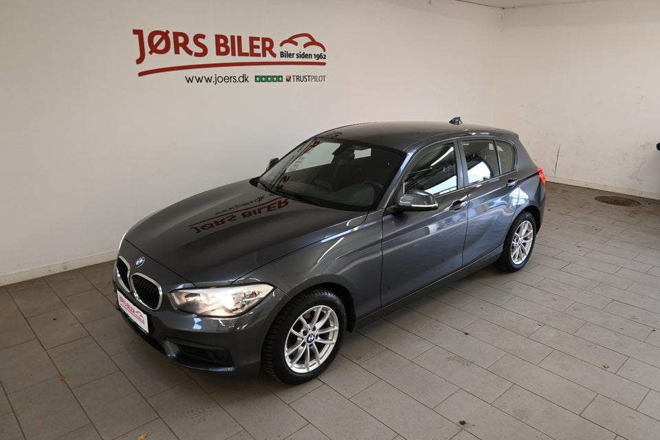 BMW 120i 2,0 Connected aut. 5d