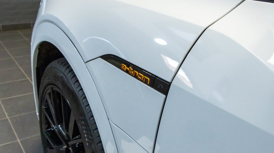 Audi e-tron 55 Black Edition S-line Sportback quattro 5d