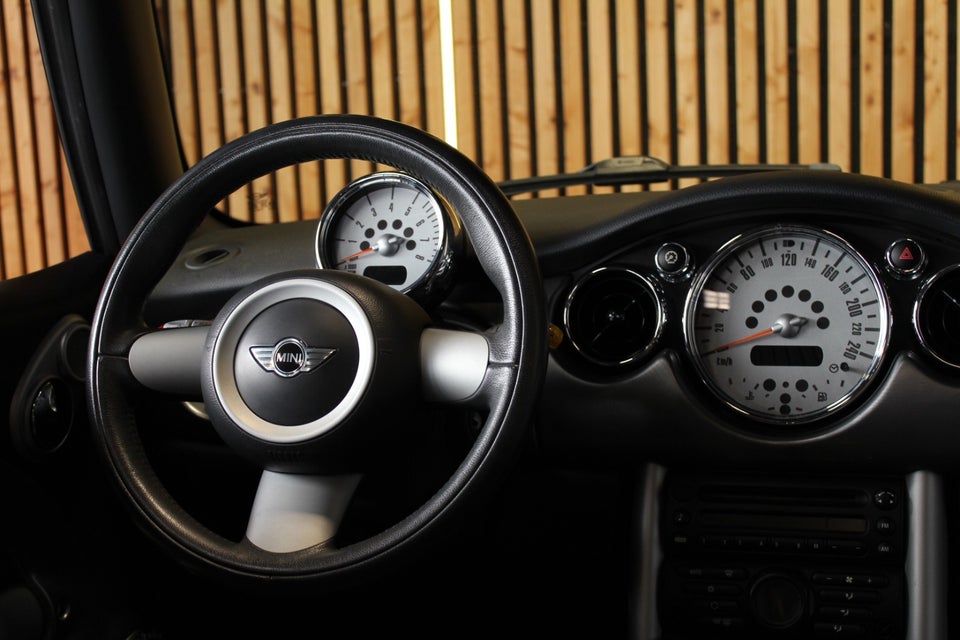 MINI Cooper S 1,6 Cabriolet 2d