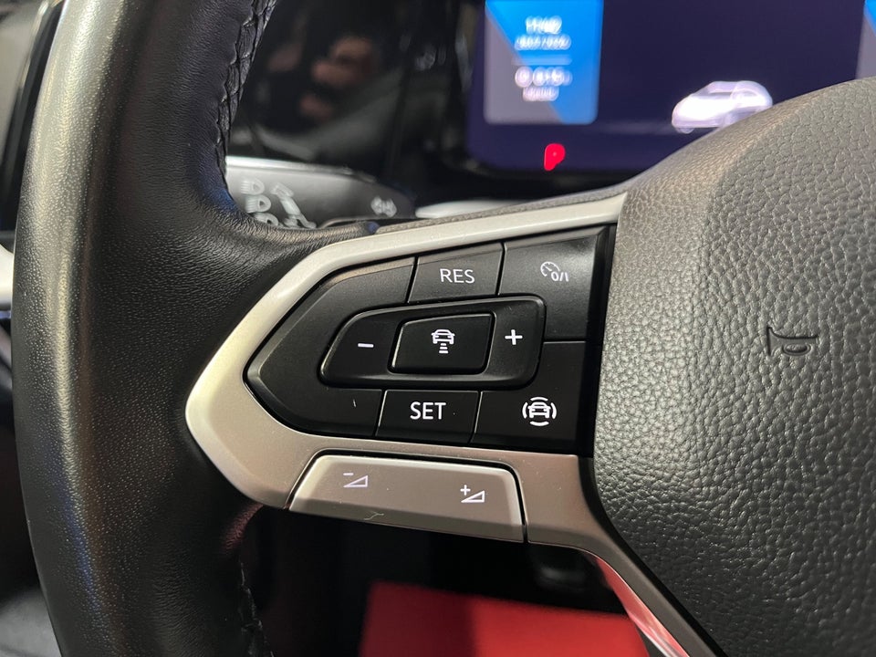 VW Golf VIII 1,5 eTSi 130 Life Variant DSG 5d
