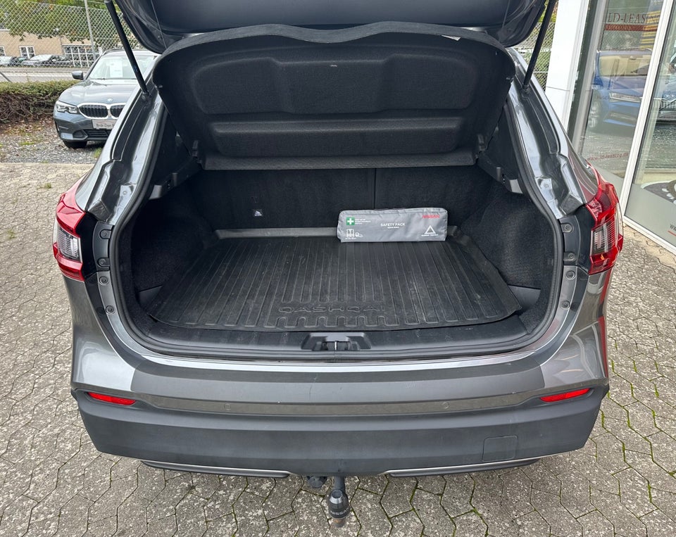 Nissan Qashqai 1,3 Dig-T 160 N-Connecta DCT 5d