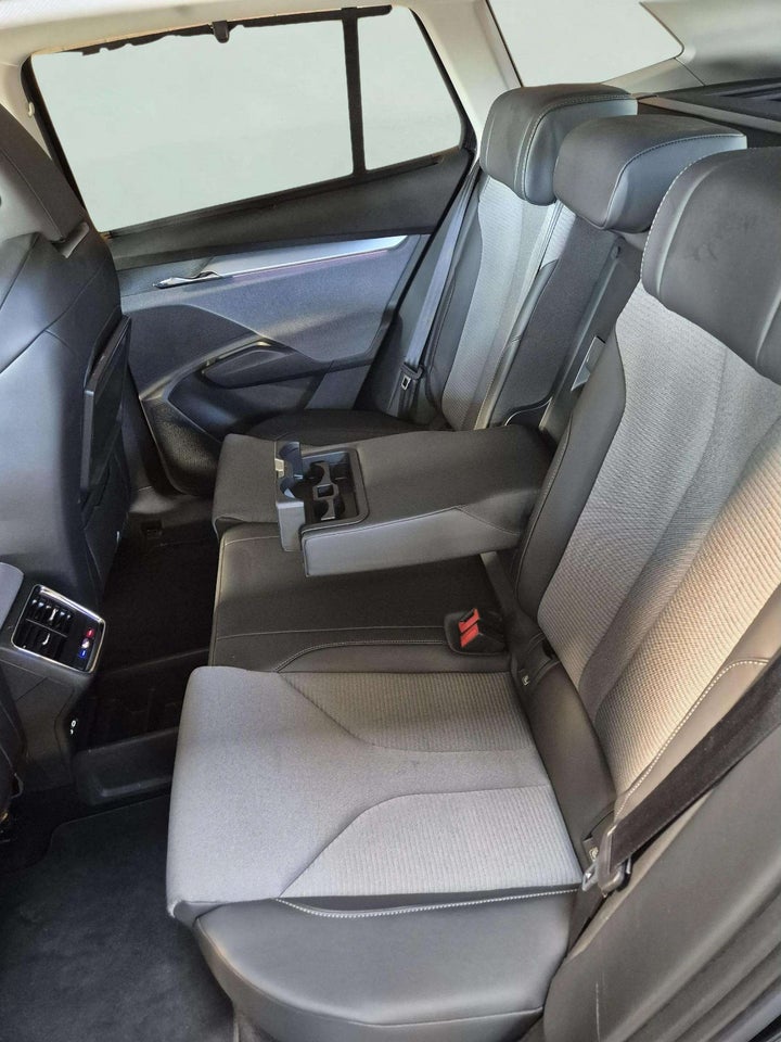 Skoda Enyaq 80 iV Plus Loft 5d