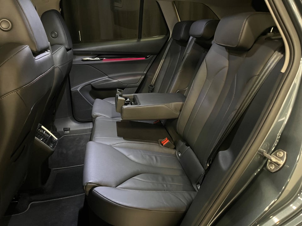 Skoda Enyaq 80 iV Suite 5d