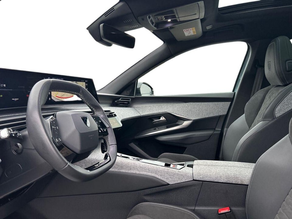 Peugeot e-5008 77 GT 7prs 5d