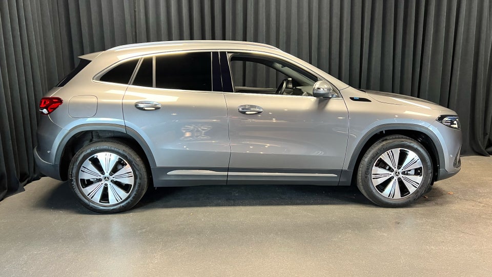 Mercedes EQA250 Progressive 5d