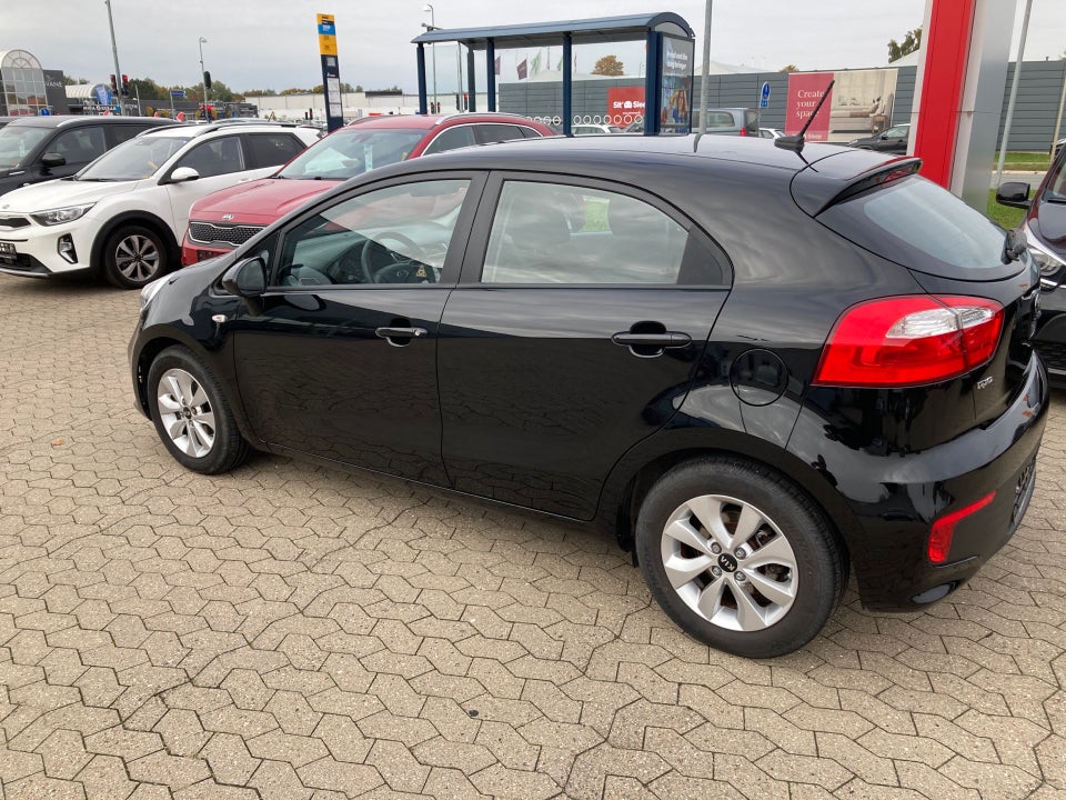 Kia Rio 1,2 CVVT Style+ Limited 5d