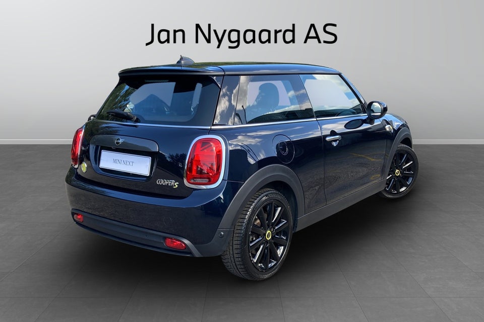 MINI Cooper SE Maximise 3d