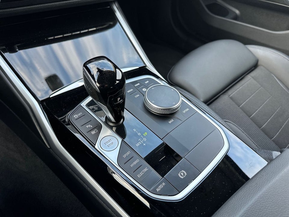 BMW 330e 2,0 Touring Sport Line aut. 5d