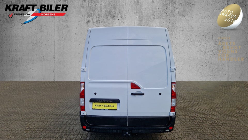 Renault Master IV T33 2,3 dCi 150 L2H2 Kassevogn