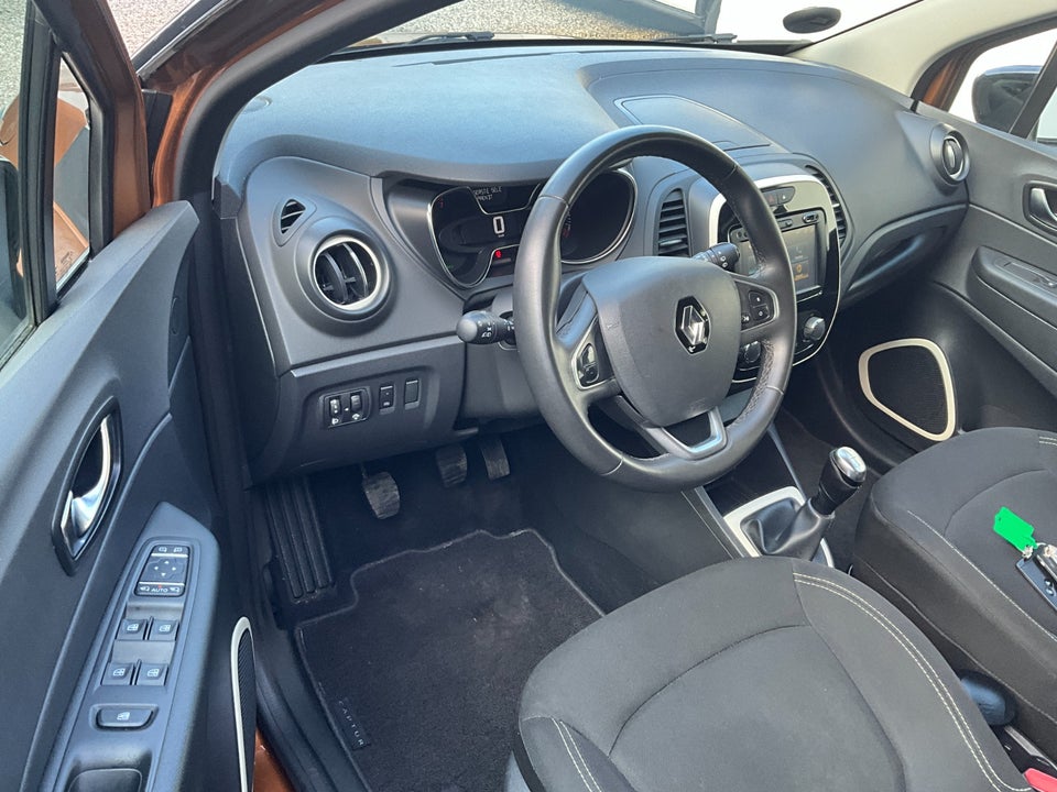 Renault Captur 0,9 TCe 90 Intens 5d