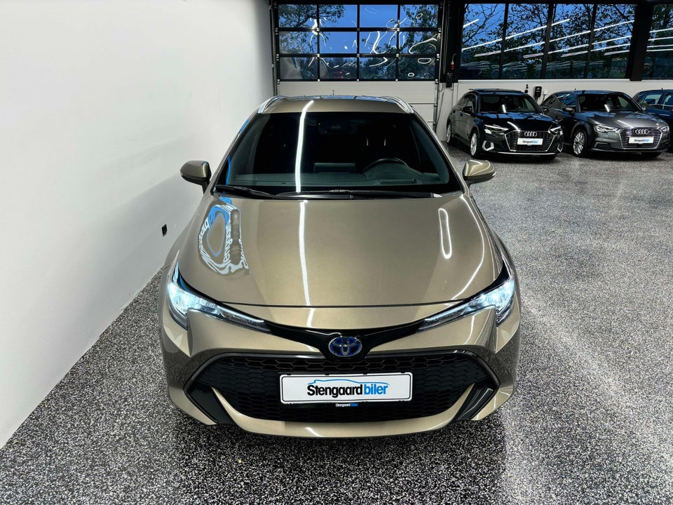 Toyota Corolla 1,8 Hybrid Active Smart Touring Sports MDS 5d