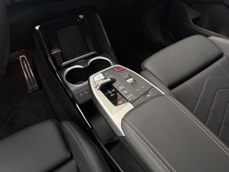 BMW iX2 eDrive20 Fully Charged M-Sport 5d