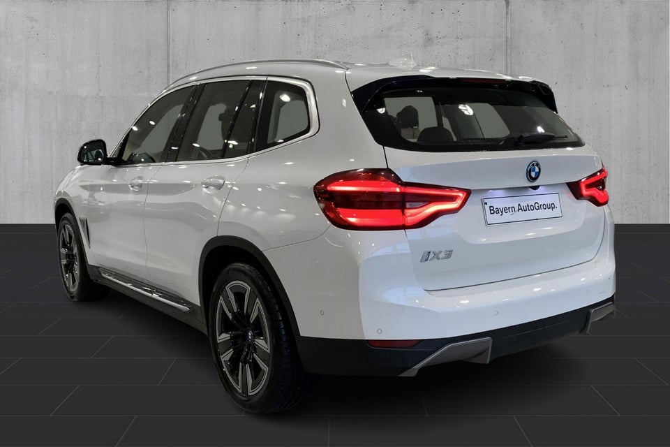BMW iX3 Charged 5d