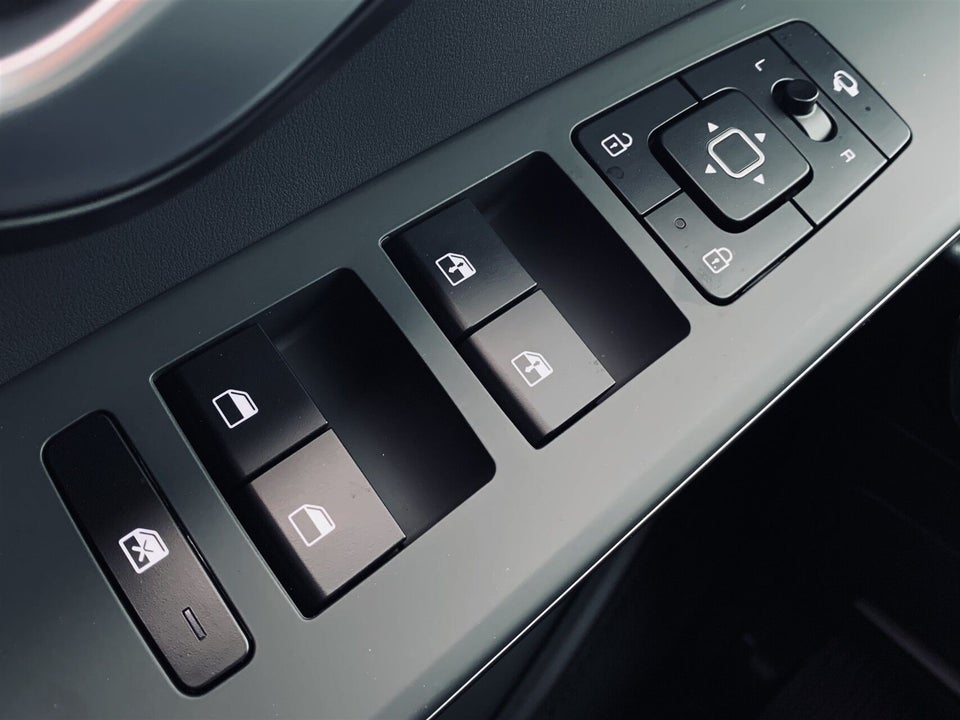 Kia Niro 64 EV Prestige 5d