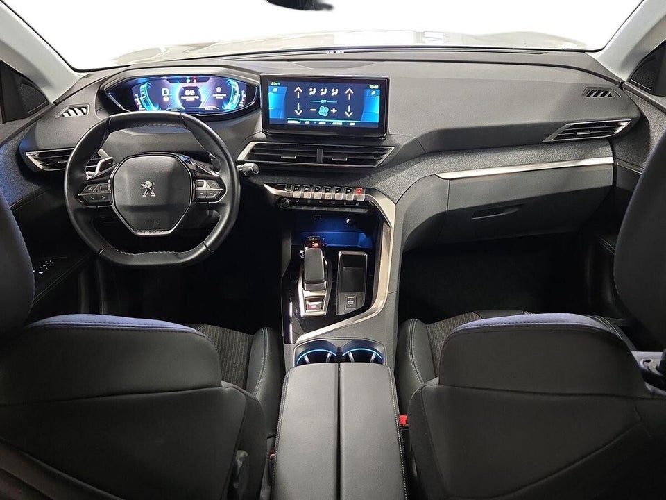 Peugeot 3008 1,6 Hybrid First Selection EAT8 5d