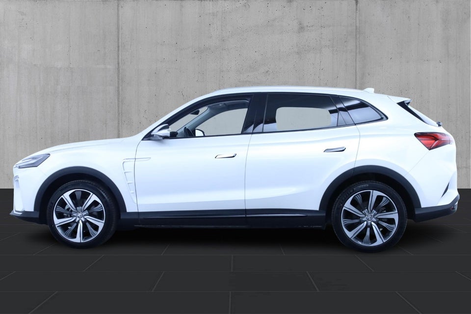 MG Marvel R Luxury 5d