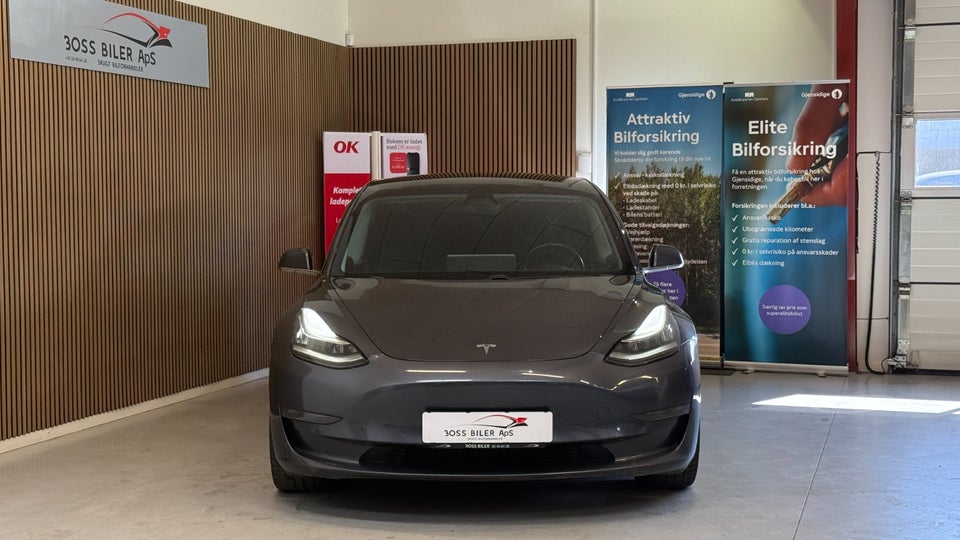 Tesla Model 3 Long Range RWD 4d