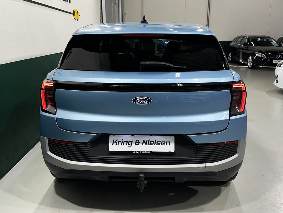 Ford Explorer 84 Select Extended Range AWD 5d