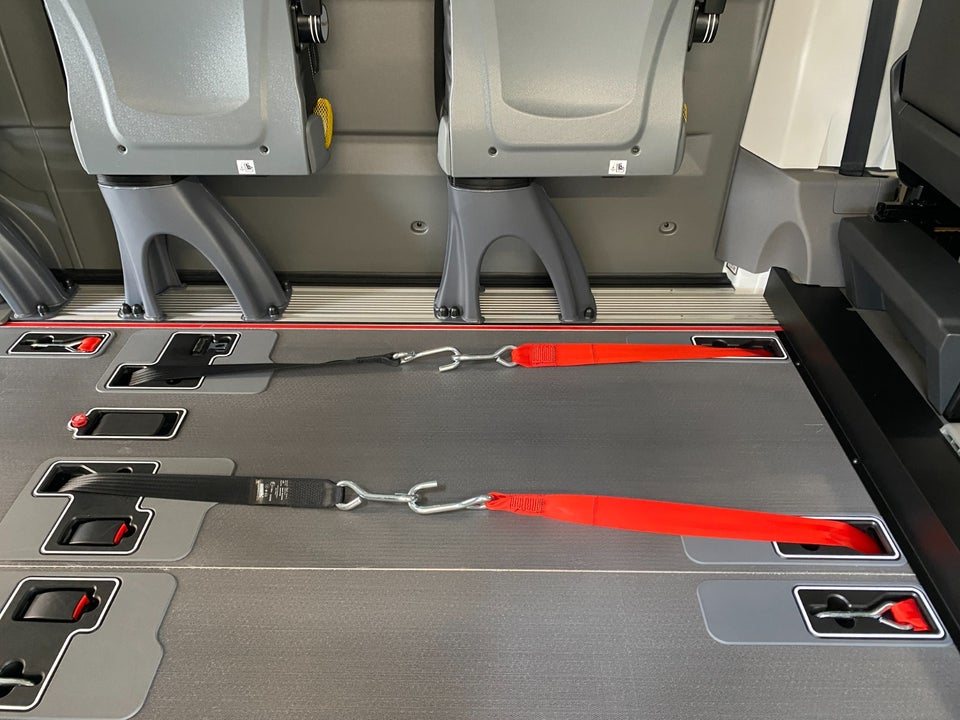 MAN TGE 2,0 3.140 Kombi L3H2 aut. FWD