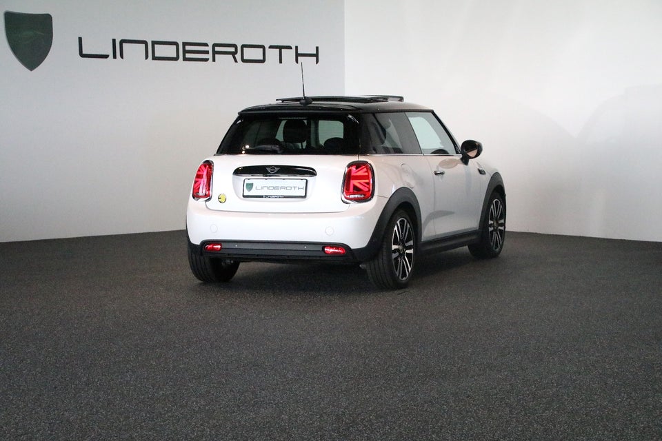 MINI Cooper SE Classic 3d