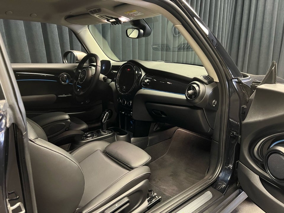 MINI Cooper SE Edition Premium Plus 3d