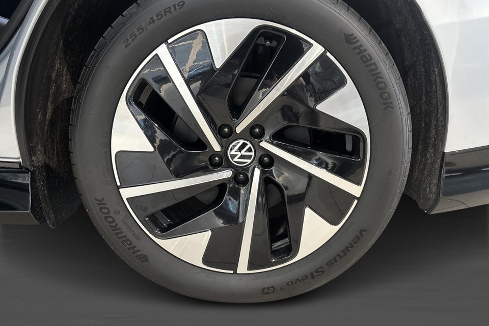 VW ID.7 77 Style+ Tourer 5d