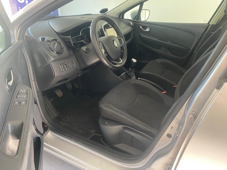 Renault Clio IV 0,9 TCe 75 Zen Sport Tourer 5d