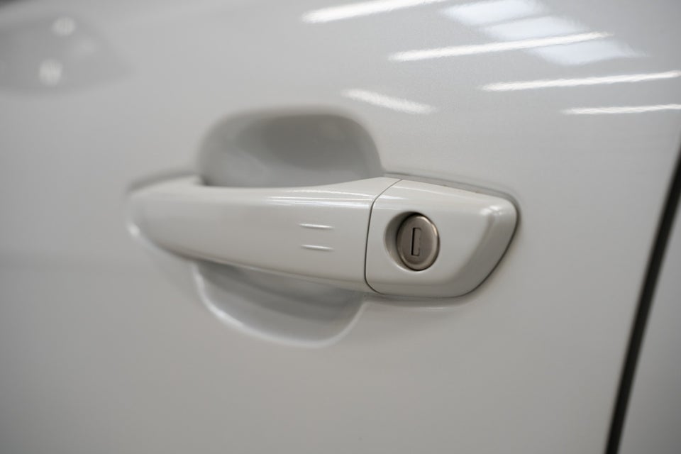 Citroën ë-C4 X 50 Shine Pack 4d