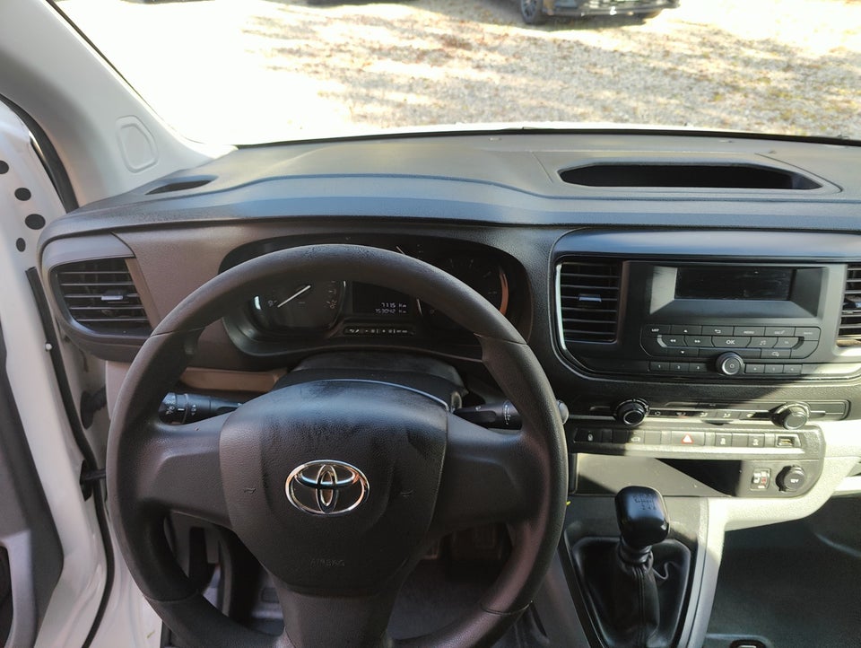 Toyota ProAce 2,0 D 120 Long Comfort 4d