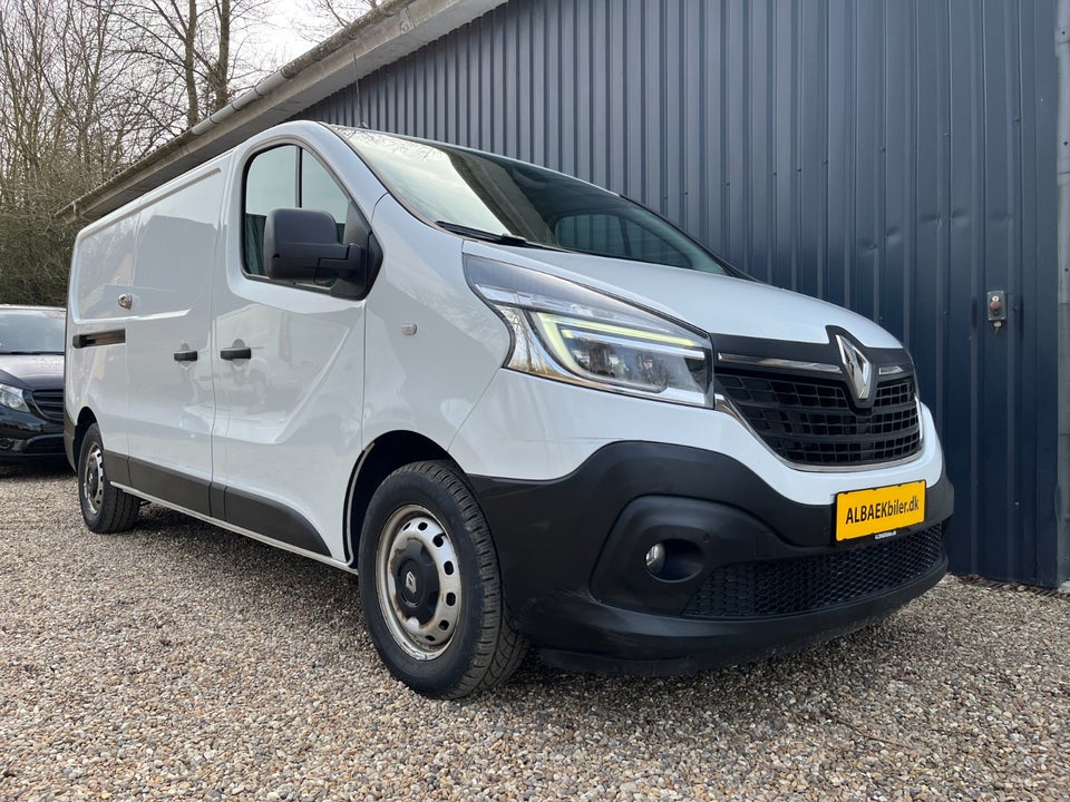 Renault Trafic T29 2,0 dCi 120 L2H1