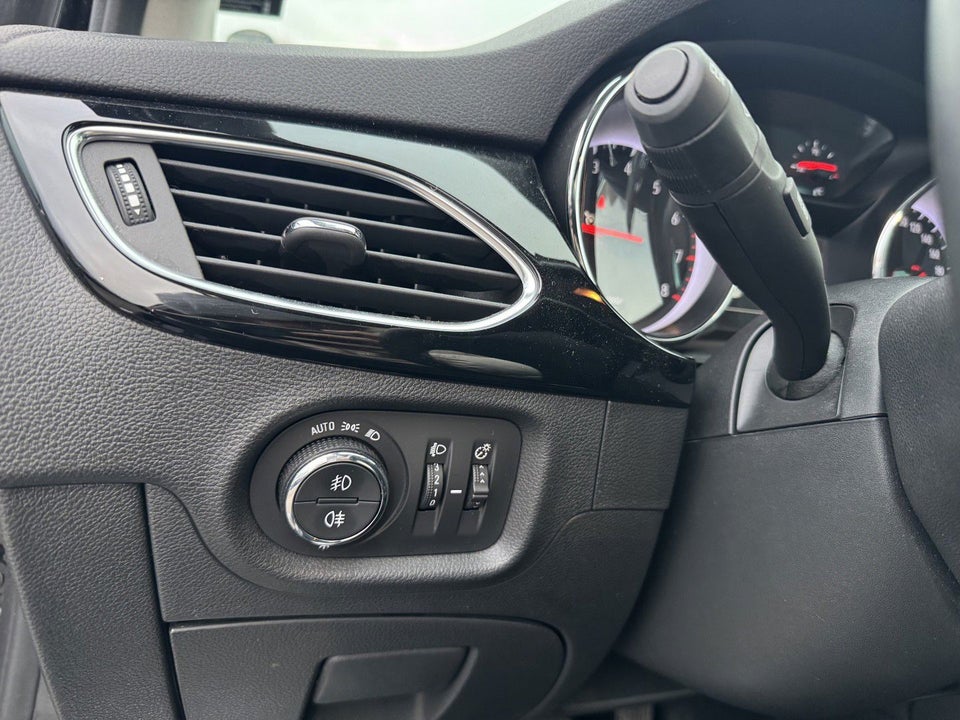 Opel Astra 1,2 T 110 Elegance 5d