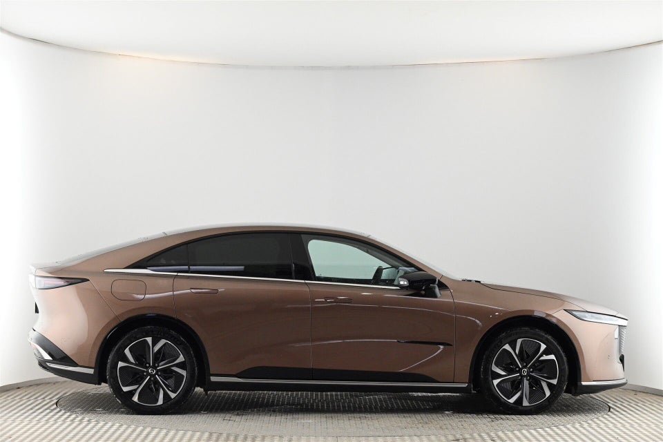 Mazda 6e Takumi 5d