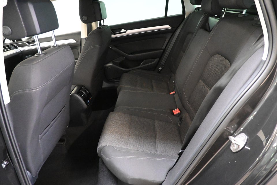 VW Passat 2,0 TDi 150 Comfortline Premium Variant DSG 5d