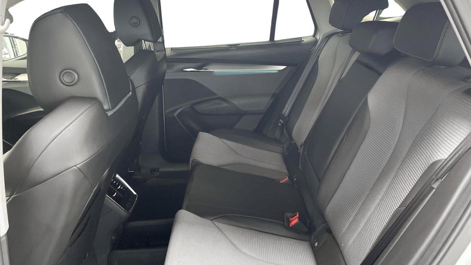 Skoda Enyaq 60 iV Premium 5d