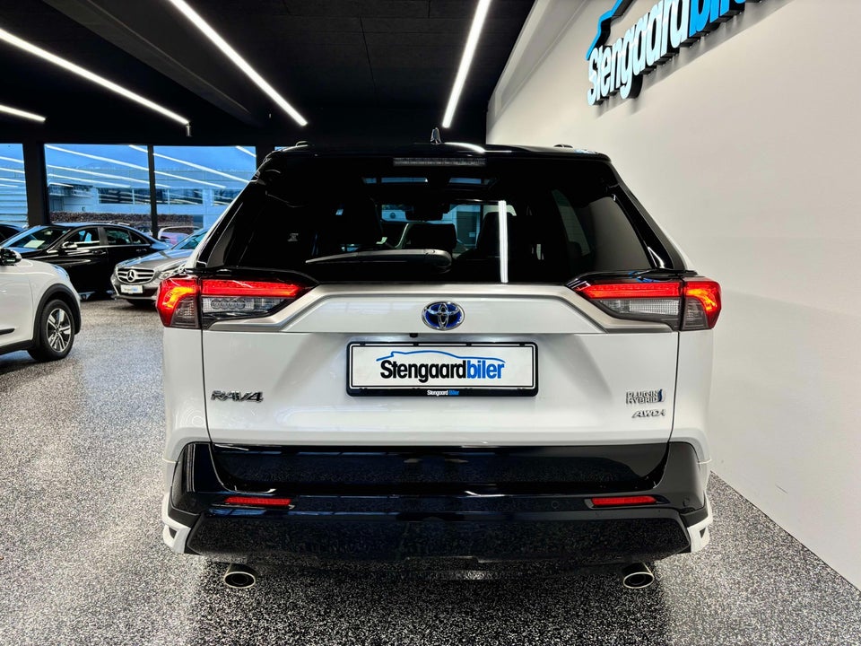 Toyota RAV4 2,5 Plug-in Hybrid Executive AWD-i 5d