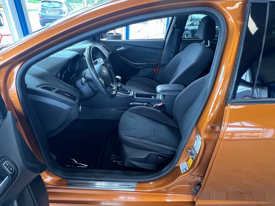 Ford Focus 1,0 SCTi 125 ST-Line stc. 5d
